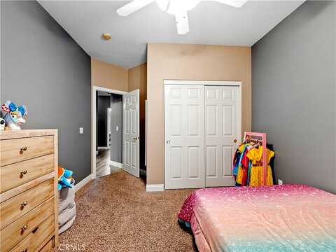 Esaws, APPLE VALLEY, CA 92307