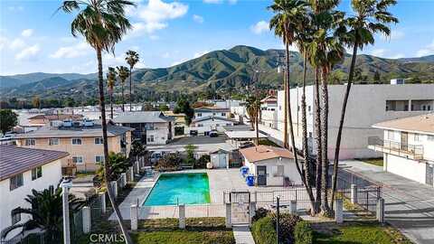 Palm, HIGHLAND, CA 92346