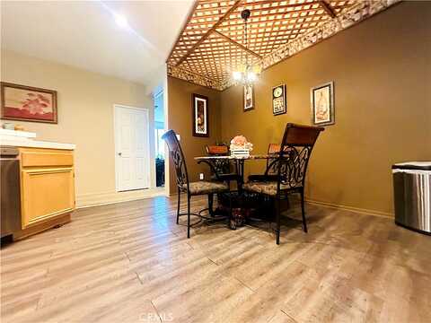 Dunwood, VICTORVILLE, CA 92392