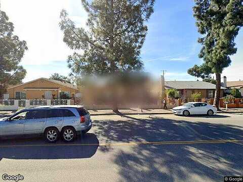 Strathern, NORTH HOLLYWOOD, CA 91605
