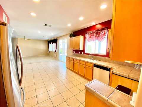 Windcrest, ADELANTO, CA 92301
