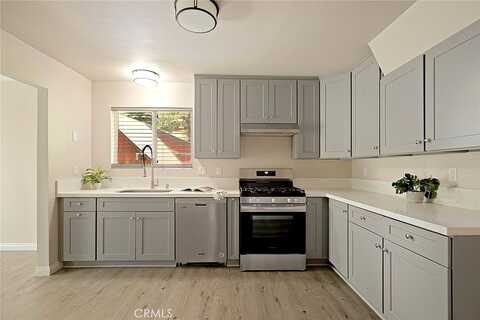 Victoria, LAKE ARROWHEAD, CA 92352