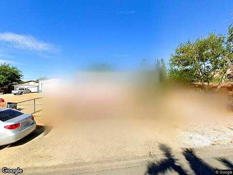 Linda Lee, YUCCA VALLEY, CA 92284