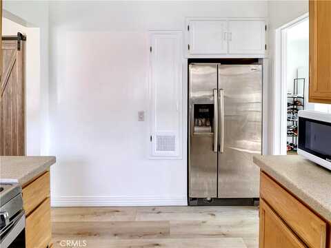 Lime, LONG BEACH, CA 90805