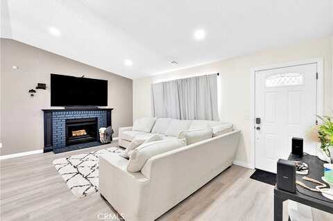 Nanticoke, APPLE VALLEY, CA 92307