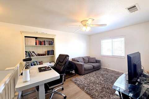 Evanston, VICTORVILLE, CA 92392