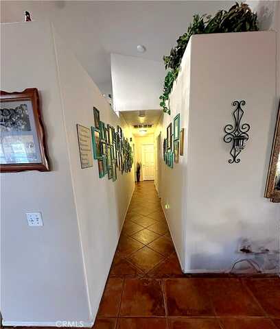 Mesa Linda, VICTORVILLE, CA 92392