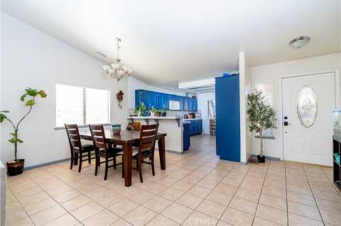 Orange, HESPERIA, CA 92345