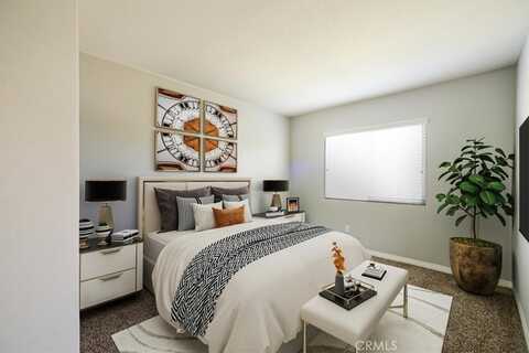Hollister, HESPERIA, CA 92344