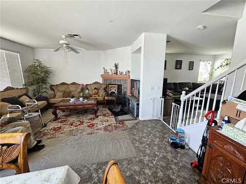 Newport, HESPERIA, CA 92344