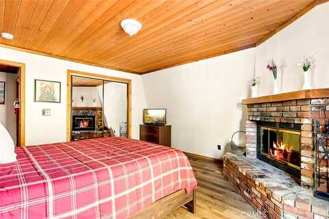 Lakewood, BIG BEAR LAKE, CA 92315