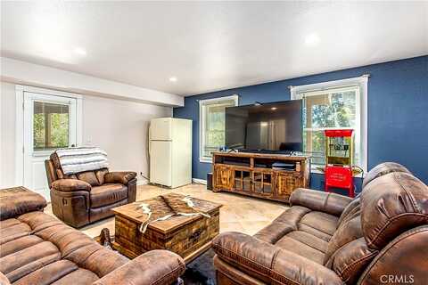 Sugar Pines, ANGELUS OAKS, CA 92305