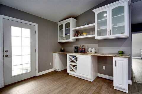 Walnut, HESPERIA, CA 92345