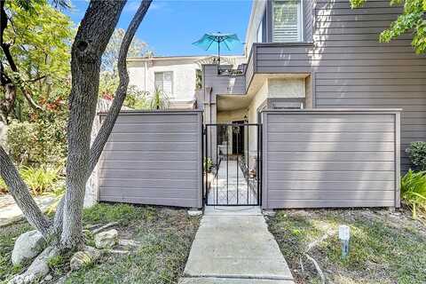 Via Colinas, WESTLAKE VILLAGE, CA 91362