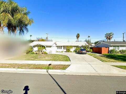 Royer, WEST HILLS, CA 91304