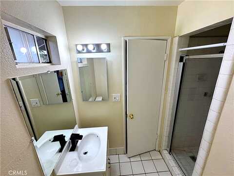 35Th, PALMDALE, CA 93550