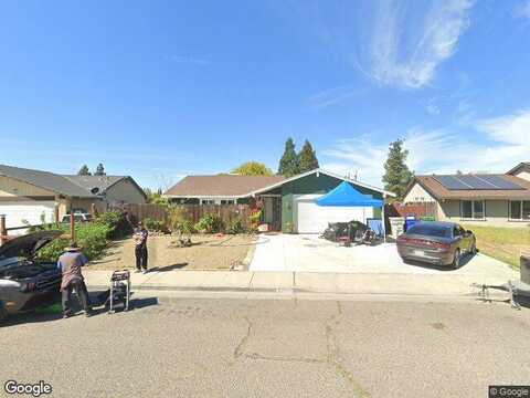 Stacey, ATWATER, CA 95301