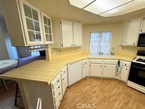 Via Domador, MENIFEE, CA 92585