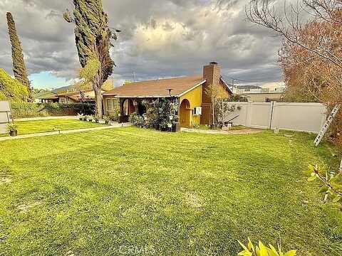 Hays, BANNING, CA 92220