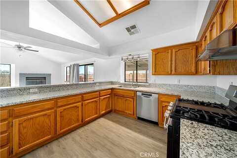 Everett, CALIFORNIA CITY, CA 93505