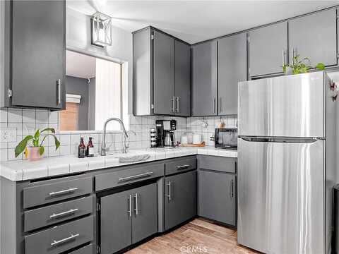 Sycamore, HESPERIA, CA 92345
