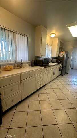 Cary, POMONA, CA 91767