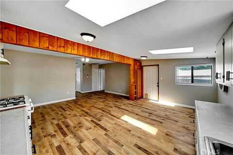 Avenue J5, LANCASTER, CA 93534