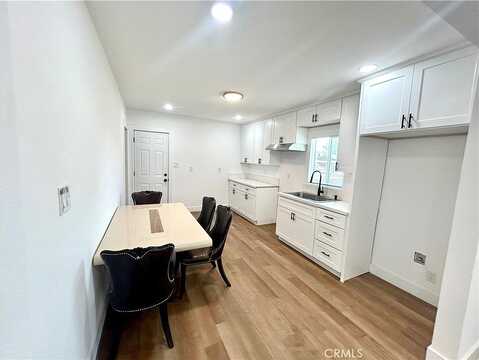 Woodrow, BAKERSFIELD, CA 93308