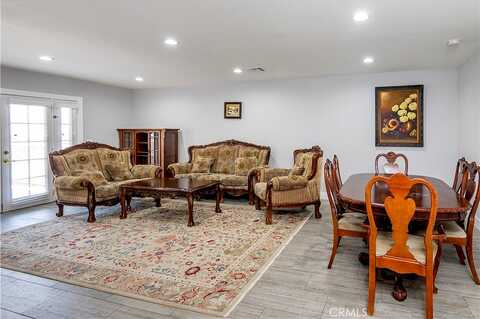 Glory, TUJUNGA, CA 91042