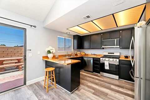 Roxbury, HEMET, CA 92545