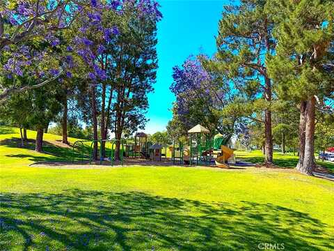 Via San Miguel, ALISO VIEJO, CA 92656