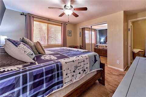 Vista, SUGARLOAF, CA 92386
