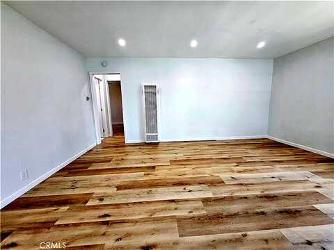 Linsley, COMPTON, CA 90221