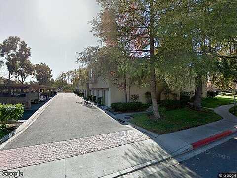 Via Colinas, WESTLAKE VILLAGE, CA 91362