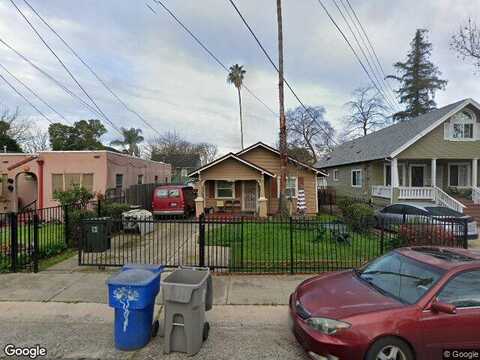 38Th, SACRAMENTO, CA 95817