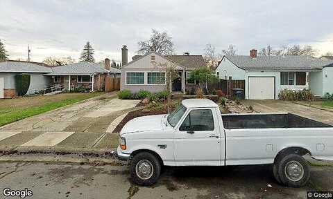 15Th, SACRAMENTO, CA 95822