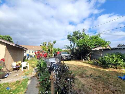 Willowbrook, COMPTON, CA 90222