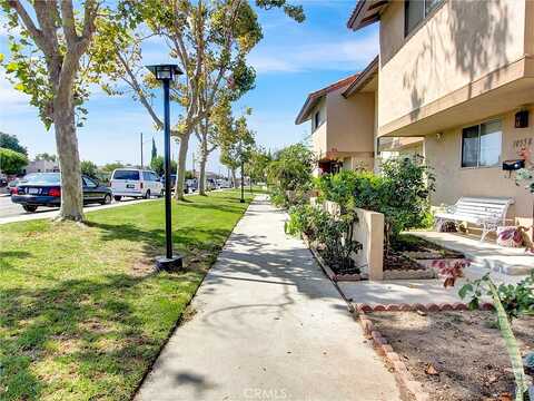 Royal Oak, STANTON, CA 90680