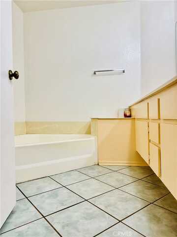 Teak, PERRIS, CA 92570