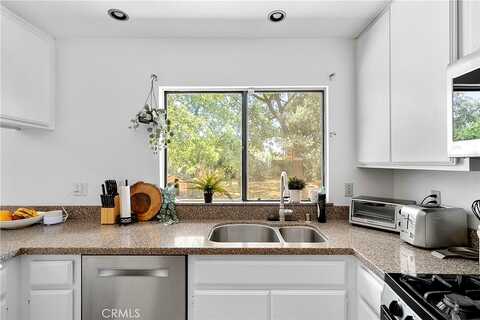 Symeron, PERRIS, CA 92570