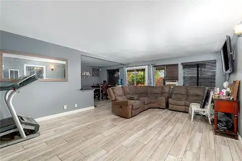 King, RIALTO, CA 92376