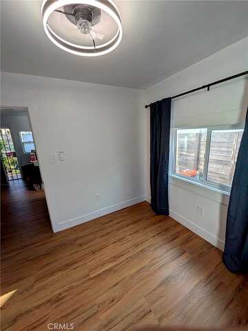 Olive, INGLEWOOD, CA 90301