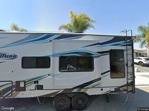 Grove, NIPOMO, CA 93444