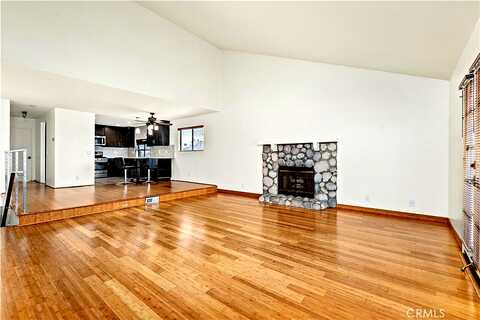 Firmona, LAWNDALE, CA 90260