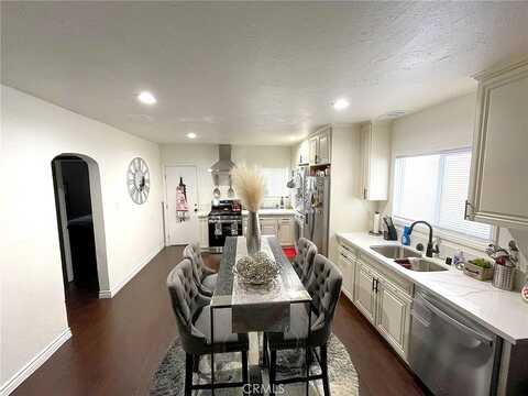 South, LONG BEACH, CA 90805