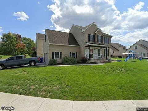 Katie, LANCASTER, PA 17602