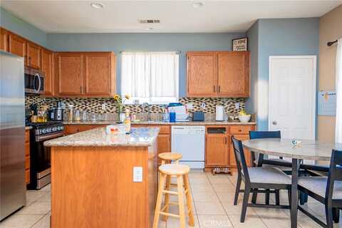 Wildrose, SAN JACINTO, CA 92582