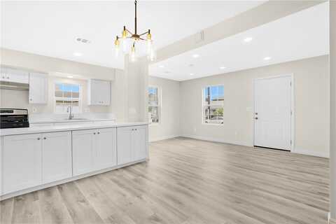 8Th, AZUSA, CA 91702
