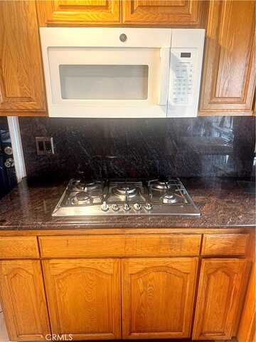 Sandlake, CARSON, CA 90746