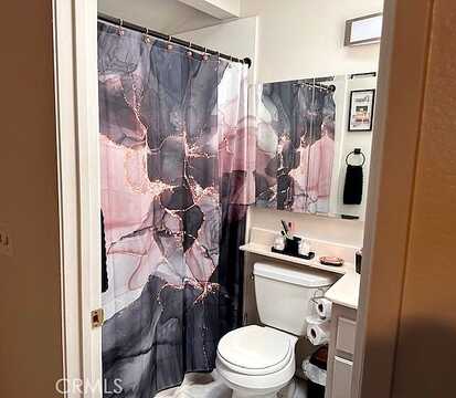 Victor, MORENO VALLEY, CA 92553